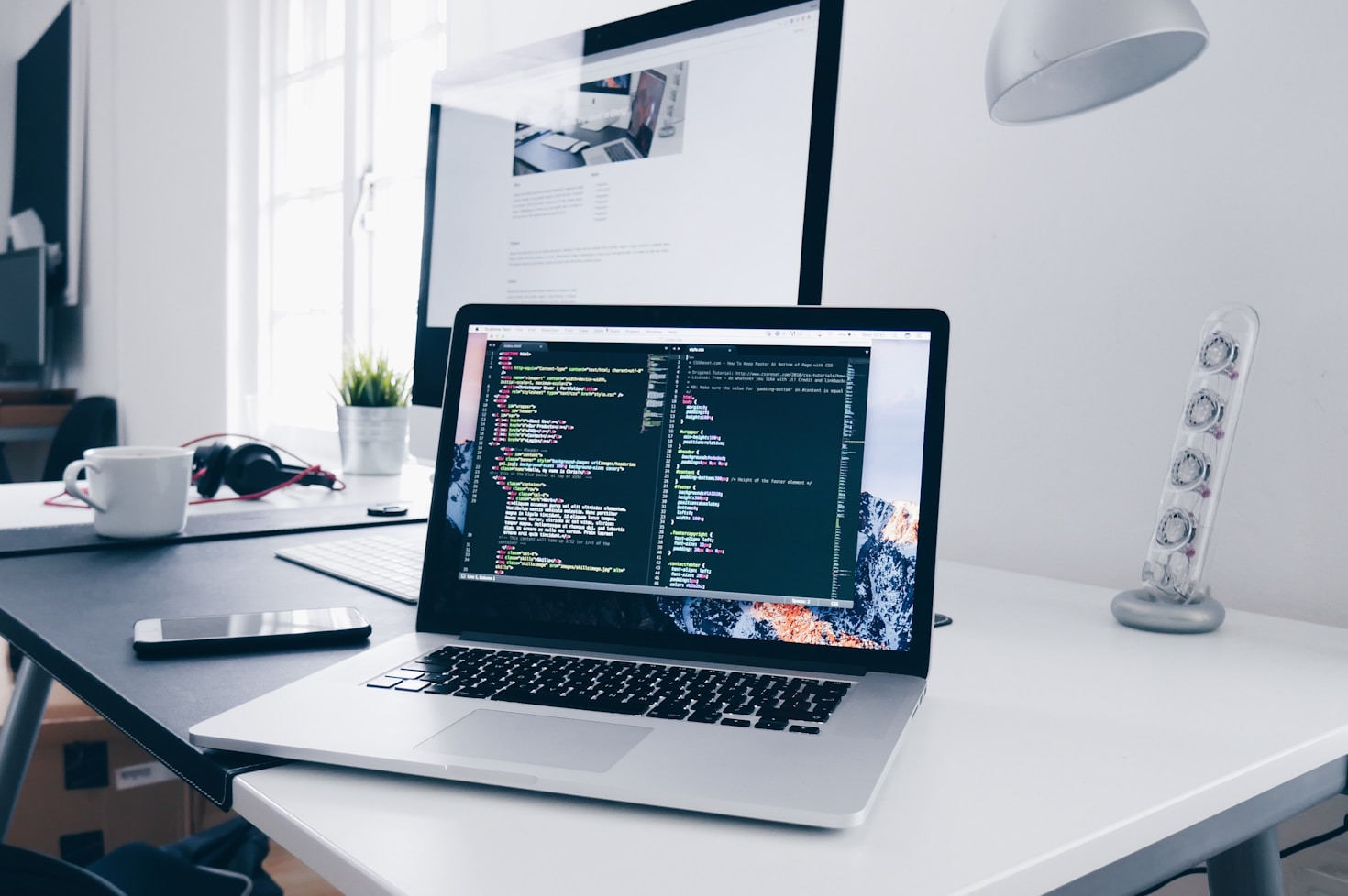 How Custom Software Enhances Business Efficiency